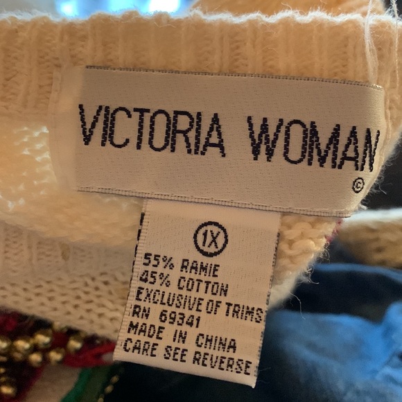 Vintage 90s White Patchwork Appliqué Long Sleeve Crewneck Ugly Christmas Sweater - Picture 16 of 16